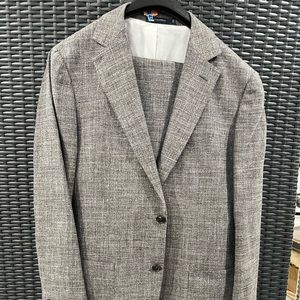 Man’s two pieces suit